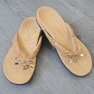 VIONIC Bella Toe Post Sandal Size 8